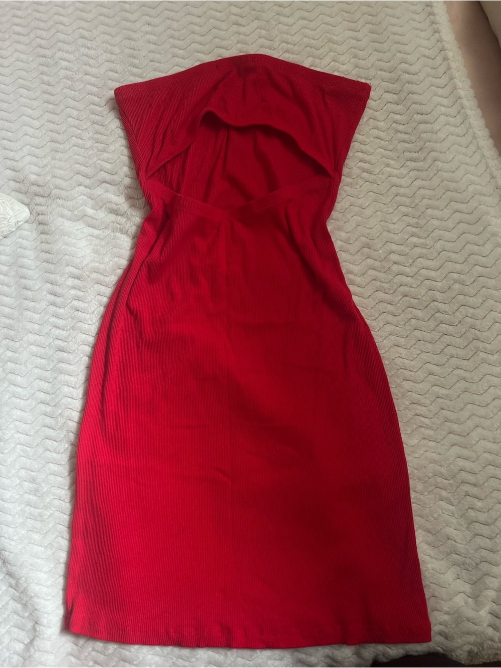 Strapless Red Ribbed Backless Dress - Picture 2 of 3